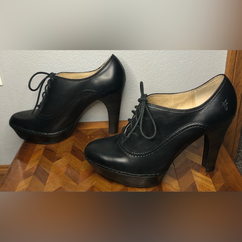 Frye Black Leather Lace-Up Platform Heels - Picture 3 of 14